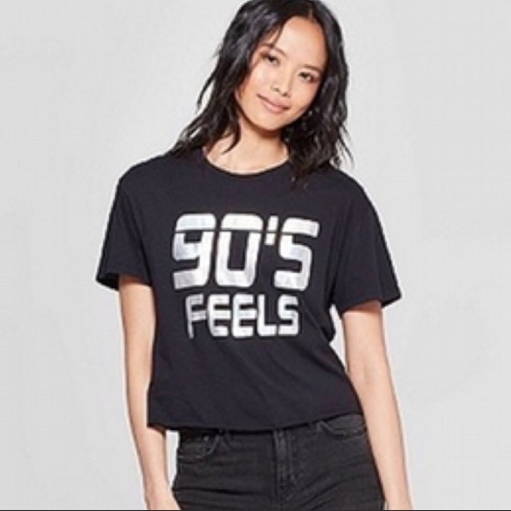 Grayson/Threads 90’s Feels Cropped Shirt